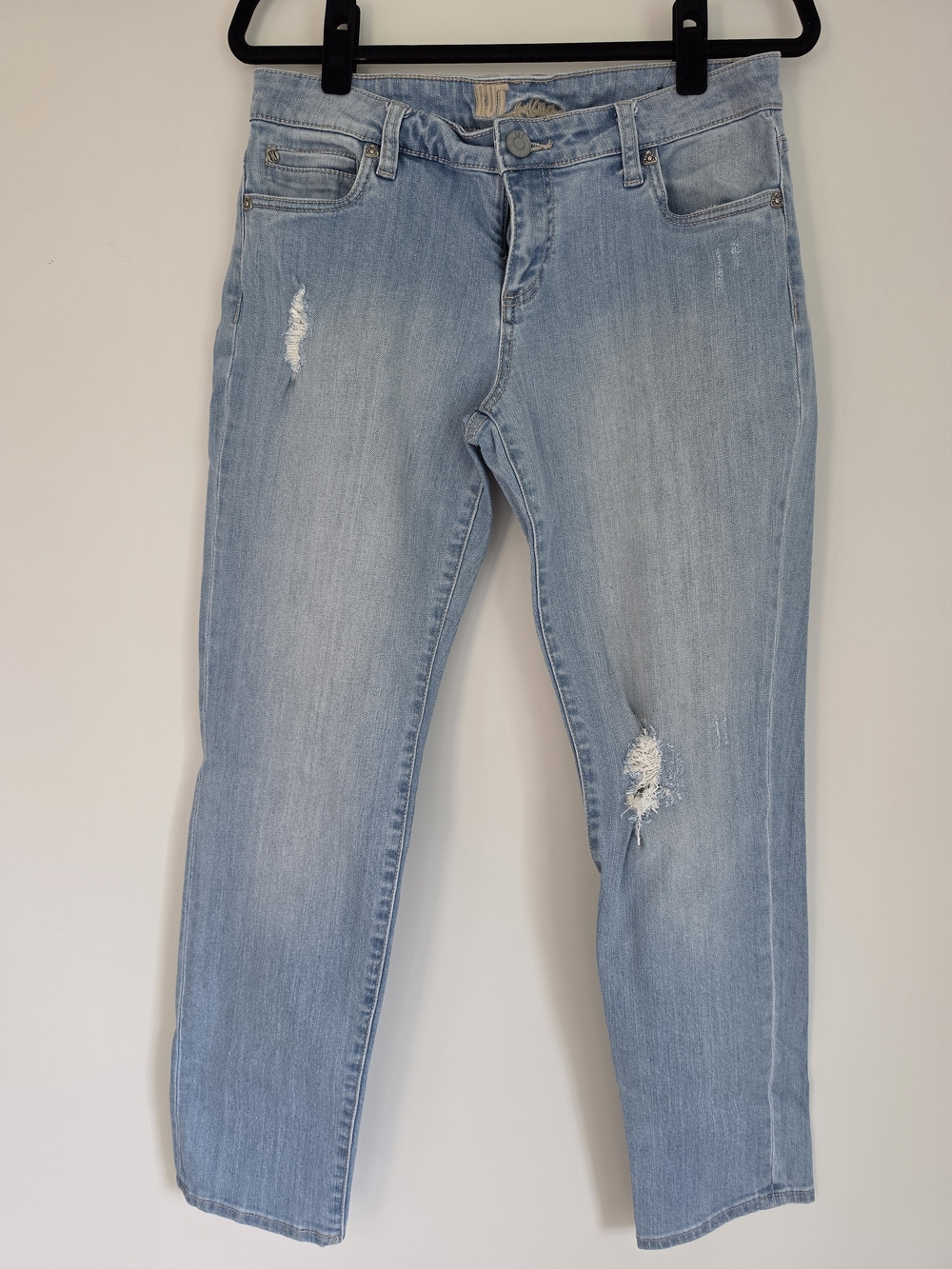 Kut from the Kloth Light Blue Low Rise Distressed Boyfriend Jeans - 8
